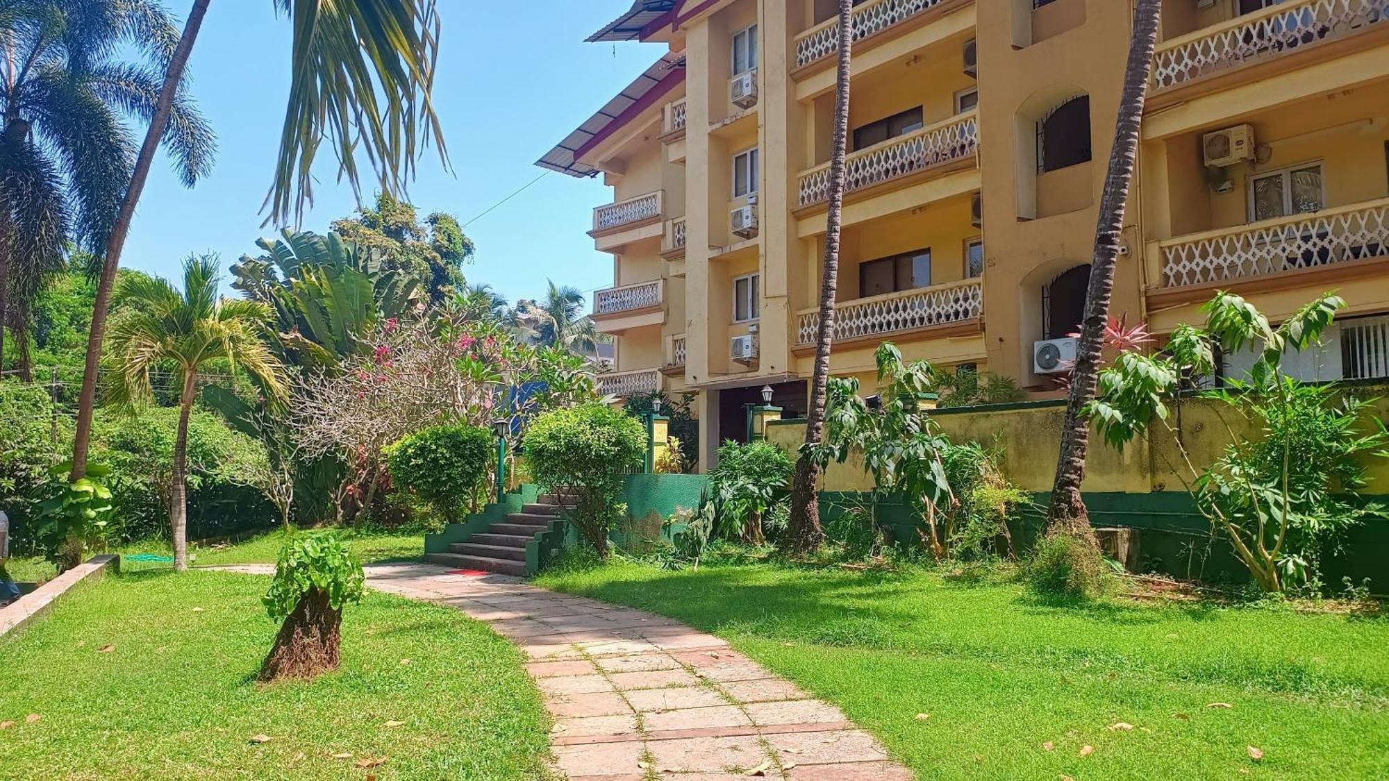 Golden Landmark Green Valley Beach Resort Dona Paula Εξωτερικό φωτογραφία