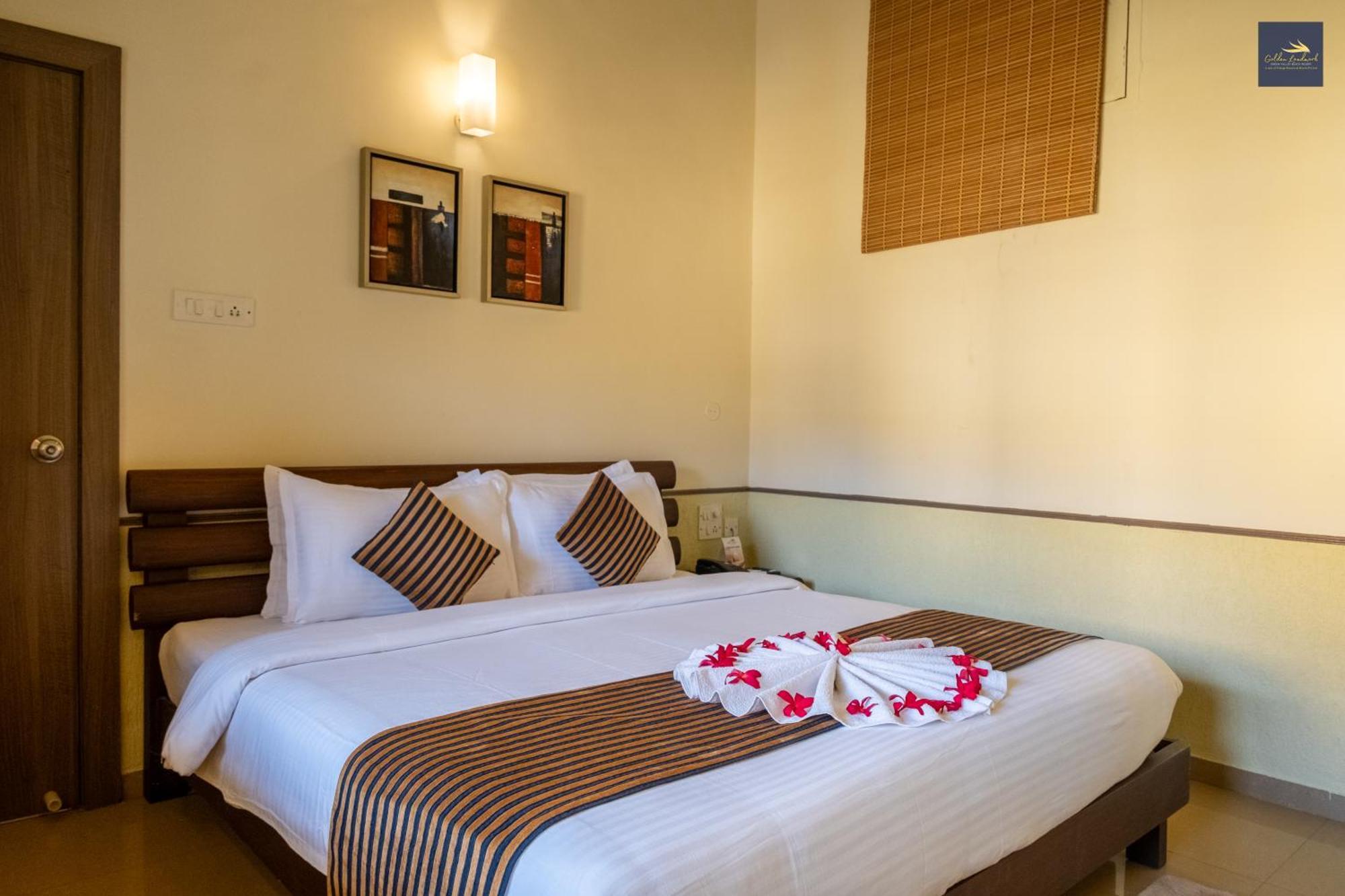 Golden Landmark Green Valley Beach Resort Dona Paula Εξωτερικό φωτογραφία