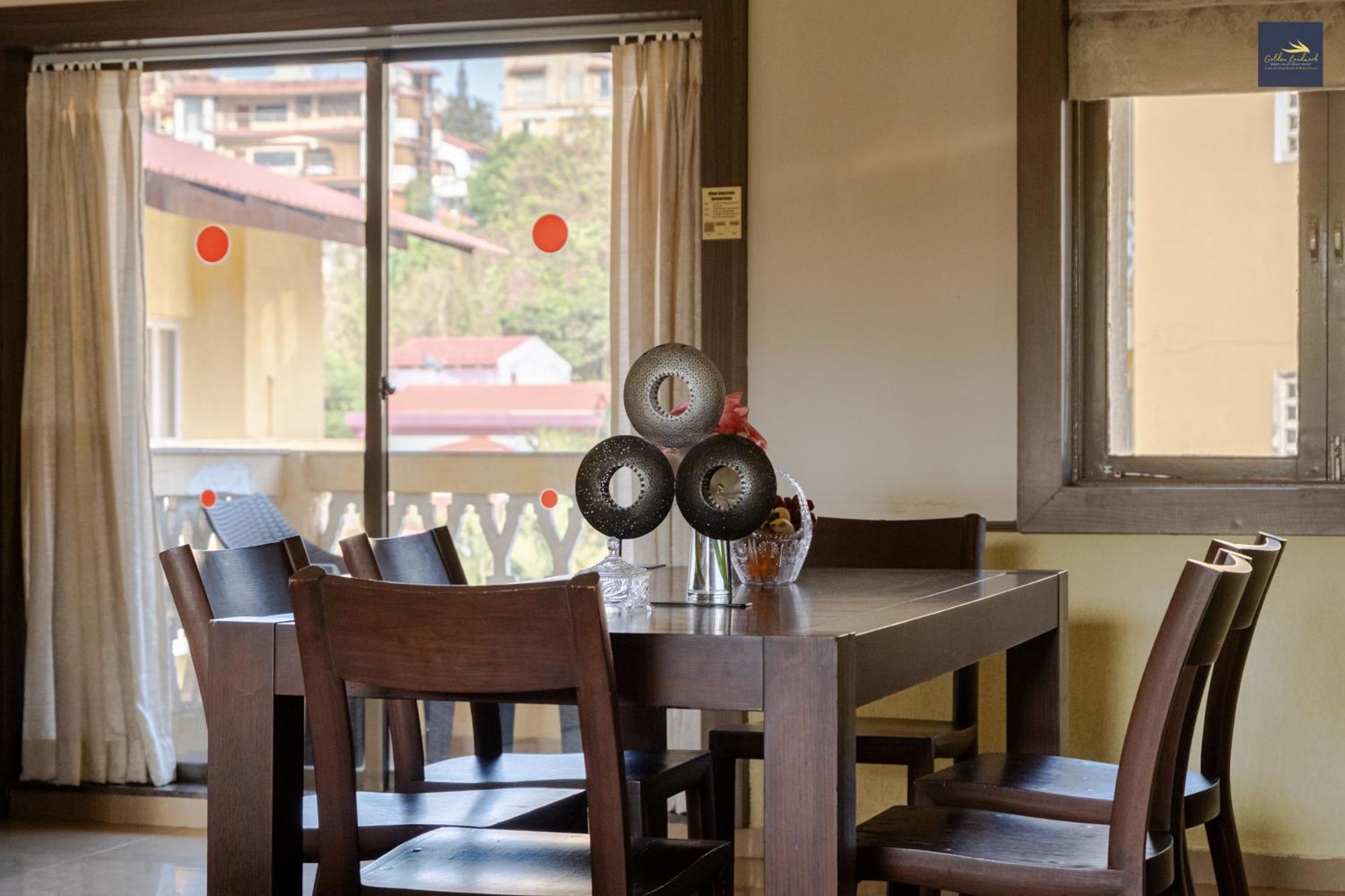 Golden Landmark Green Valley Beach Resort Dona Paula Εξωτερικό φωτογραφία