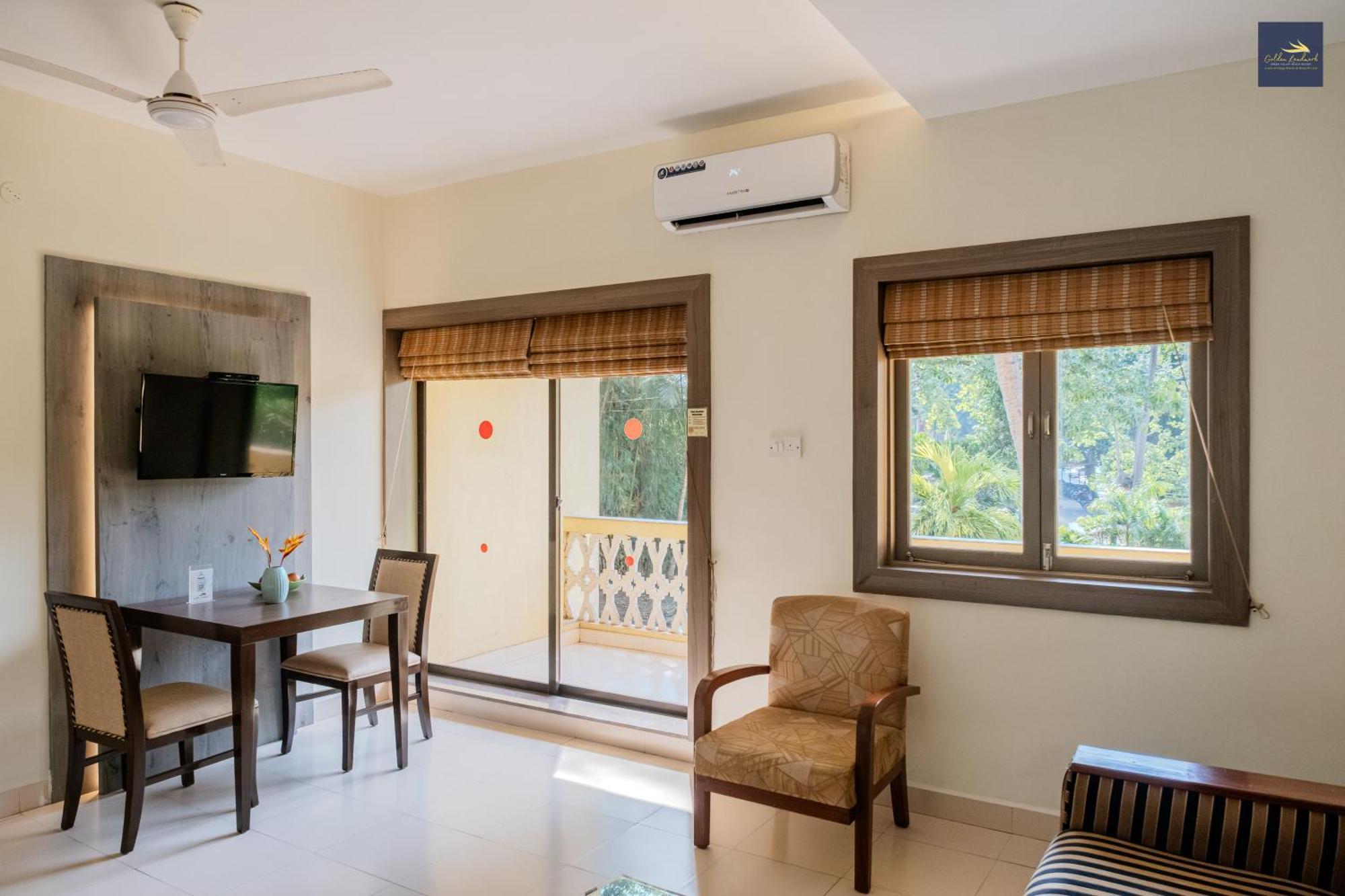 Golden Landmark Green Valley Beach Resort Dona Paula Εξωτερικό φωτογραφία